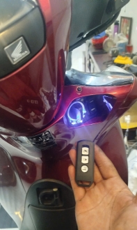 Sửa Khóa Quận 10 - Chuyên Cắt Chìa Khóa - Mở khóa