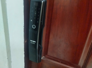 Sửa Khóa Quận 10 - Chuyên Cắt Chìa Khóa - Mở khóa