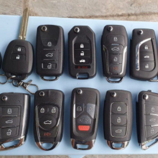 Sửa Khóa Quận 10 - Chuyên Cắt Chìa Khóa - Mở khóa