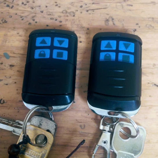 Sửa Khóa Quận 10 - Chuyên Cắt Chìa Khóa - Mở khóa